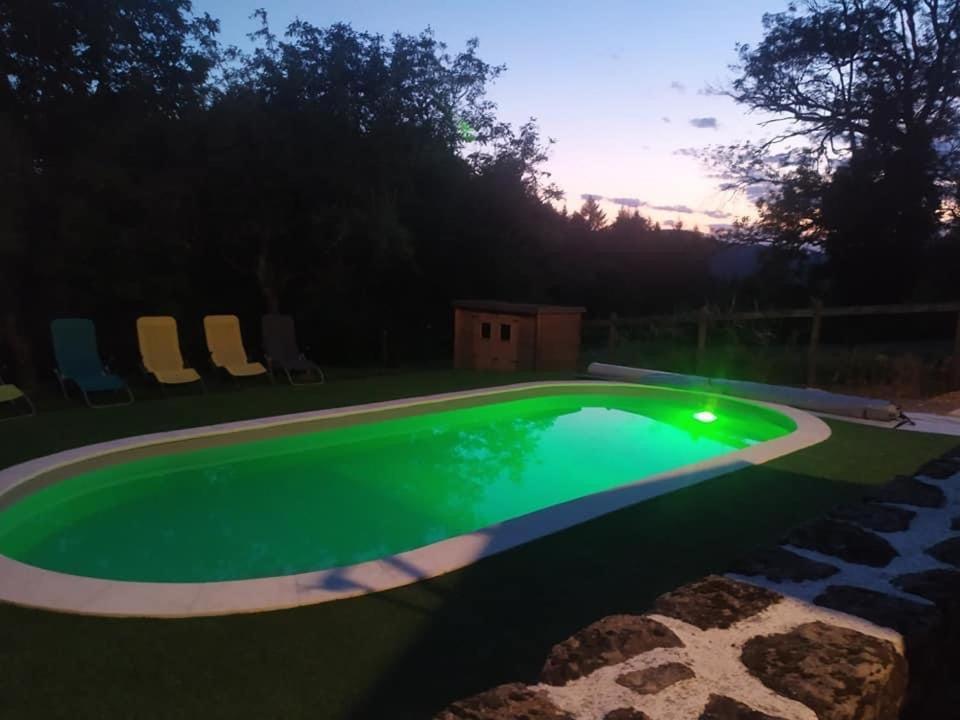La Grange De Salvaneix Gite Pour 15 Personnes 7 Chambres Avec 6 Sdb-6Wc Sarran Dış mekan fotoğraf
